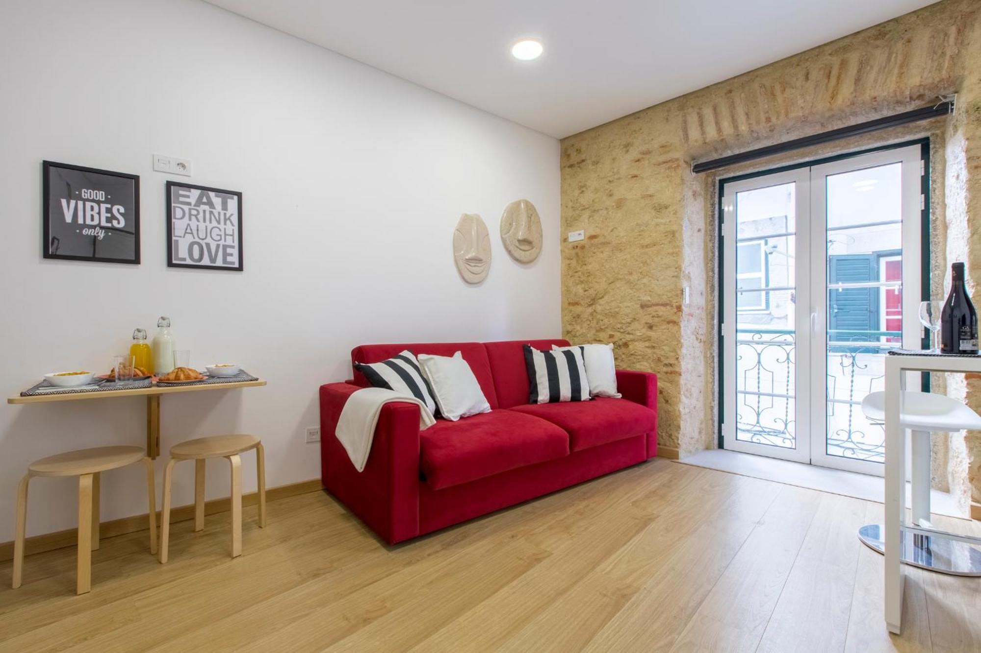 Apartment Heart Of Alfama - Historic Tiny House Lisbon